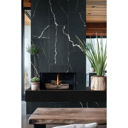 Soho Noir 24x48 Polished